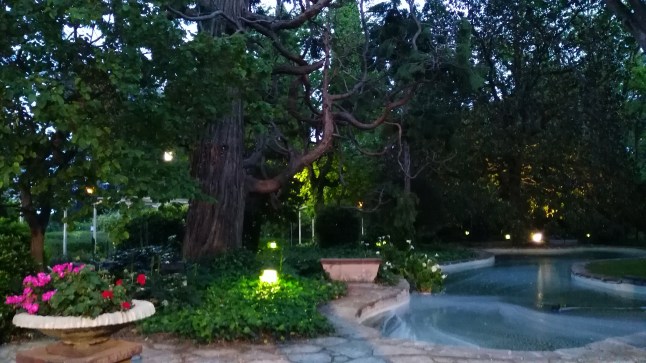 jardines del hotel termes montbrio