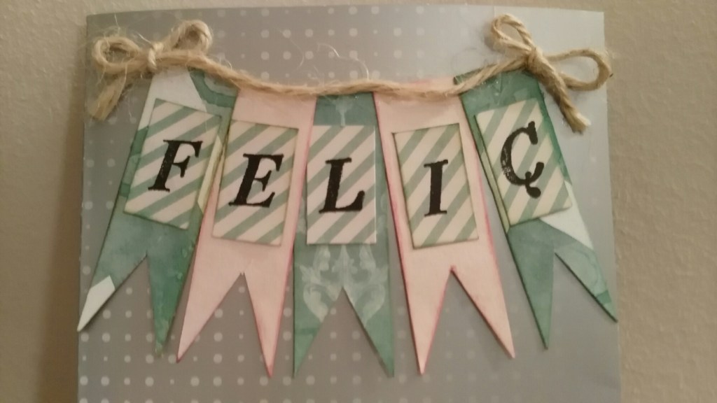 TARJETA ANIVERSARIO. Banderines