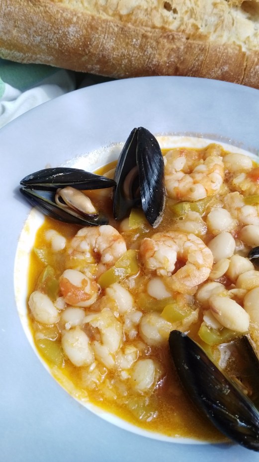 Alubias con langostinos