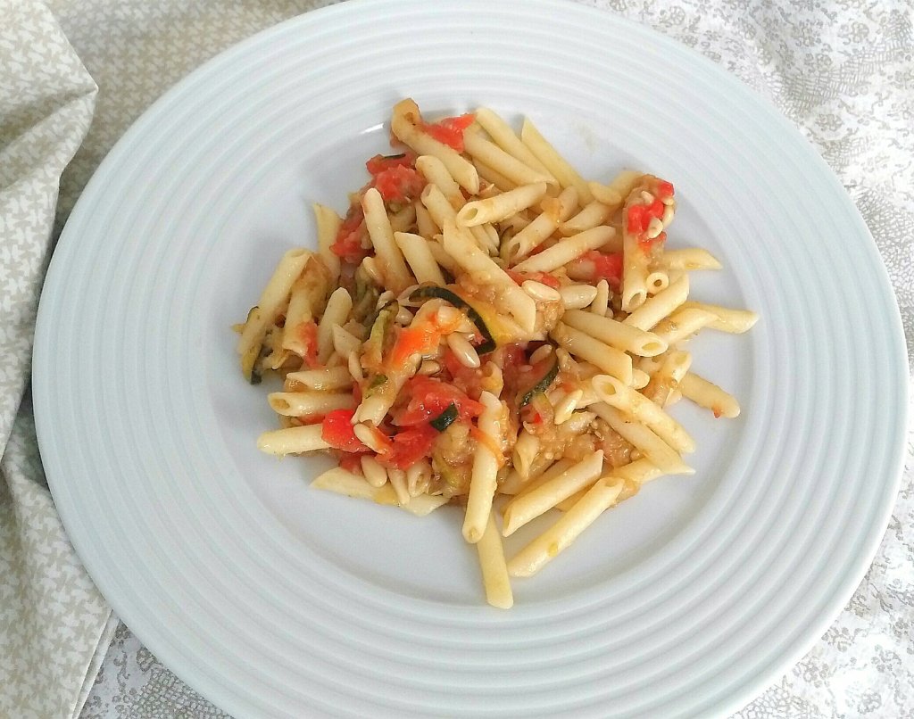 Macarrones con berenjena y&nbsp;calabacín