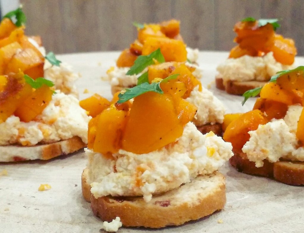 Aperitivos navideños fáciles con tostadas&nbsp;Bimbo